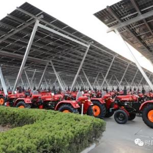 Export order demand is strong and the Wind Group is preparing 1000 tractors for shipment