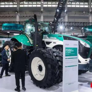 Tractor Observation at the 2025 China International Agricultural Machinery Exhibition