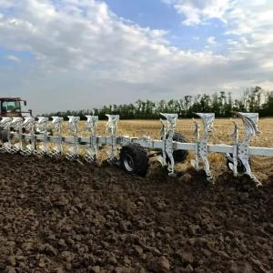 What should we do after filling the gaps in Chinas agricultural machinery technology