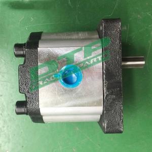 Factory direct sales farm accessary World Harvester Spare Parts W2.5DD-05DC-09-00A gear pump