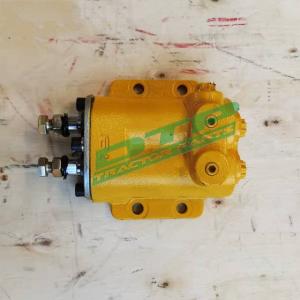 Factory price sales spare parts w2.0-05-33-01 steeriing cylinder World harvester