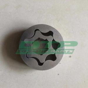 KUBOTA DC60 DC70 combine harvester HST pump spare parts  KUBOTA DC60 DC70 combine harvester HST pump spare parts