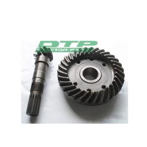 Kubota L2808 L3008 L3408 L3608 L4300 Tractor Parts Ta020-12013 Ta040-12013 Assy Gear Bevel and Shaft